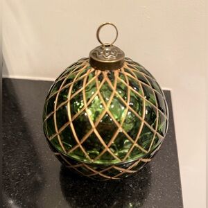 candle that’s shaped like an ornament